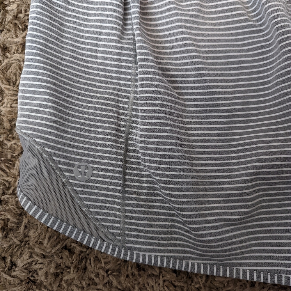 RARE Hotty Hot Hype Stripe Raceway Gray White/Raceway Gray Shorts 4" - Picture 4 of 4